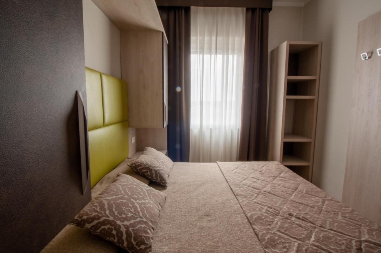 Hotel Europa แตร์โมลิ ภายนอก รูปภาพ